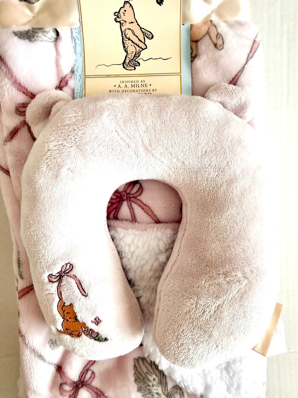Pooh Bear Collection Winnie The Pooh Pink Ribbon Baby Blanket Neck Pillow Set